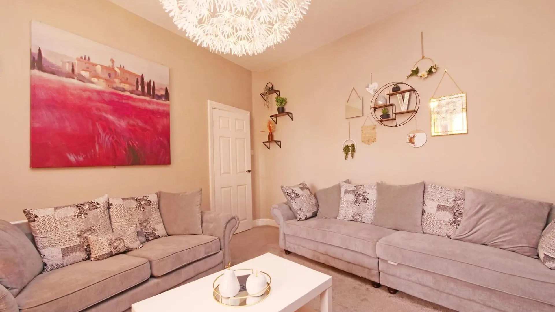 Ashville Grange Sleeps 10 Large Beautiful House Scarborough