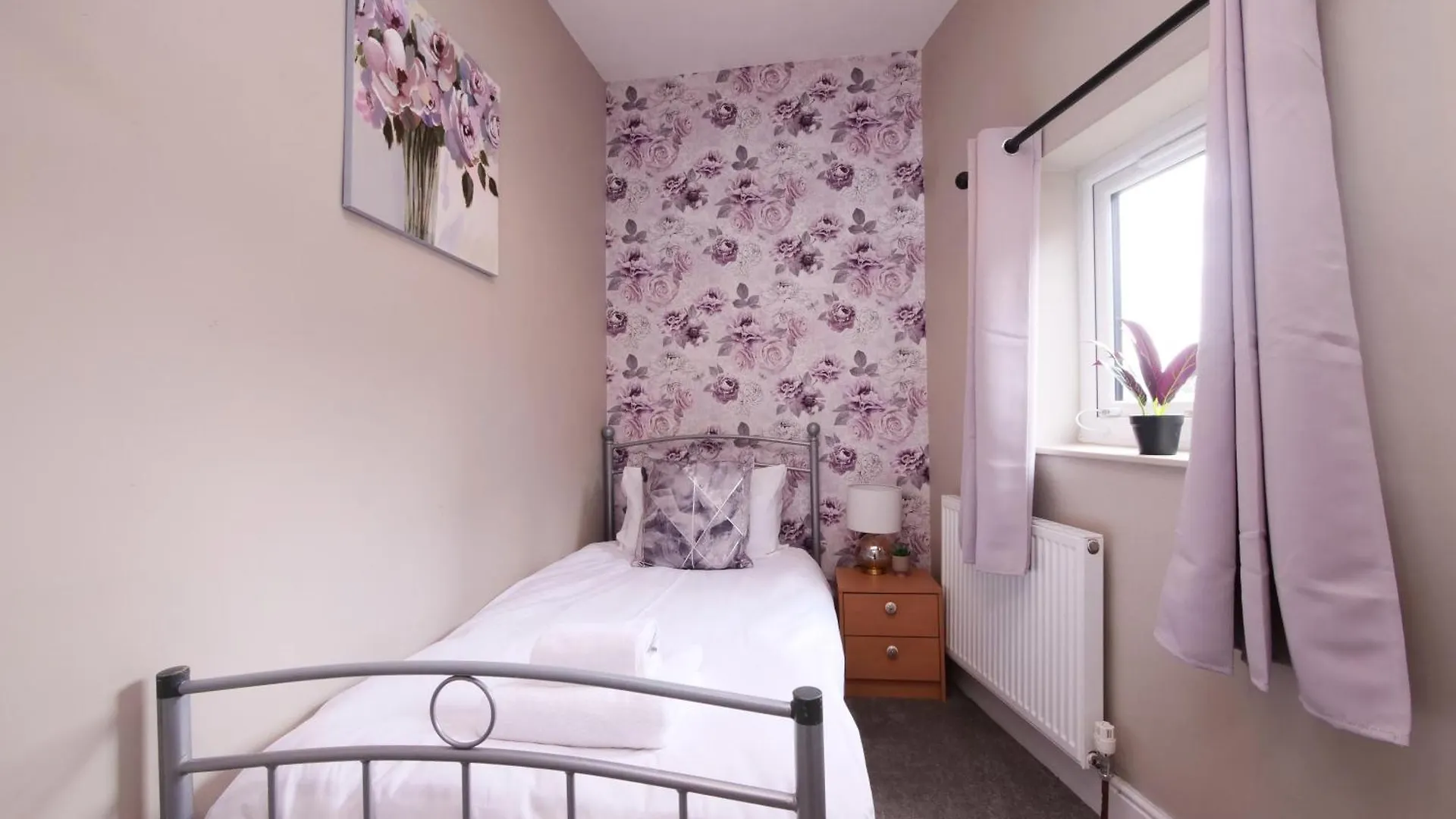 Holiday home Ashville Grange Sleeps 10 Large Beautiful House Scarborough United Kingdom